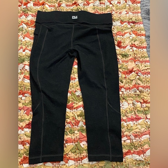 Fila Sport live in motion gray capri leggings. - Picture 2 of 5